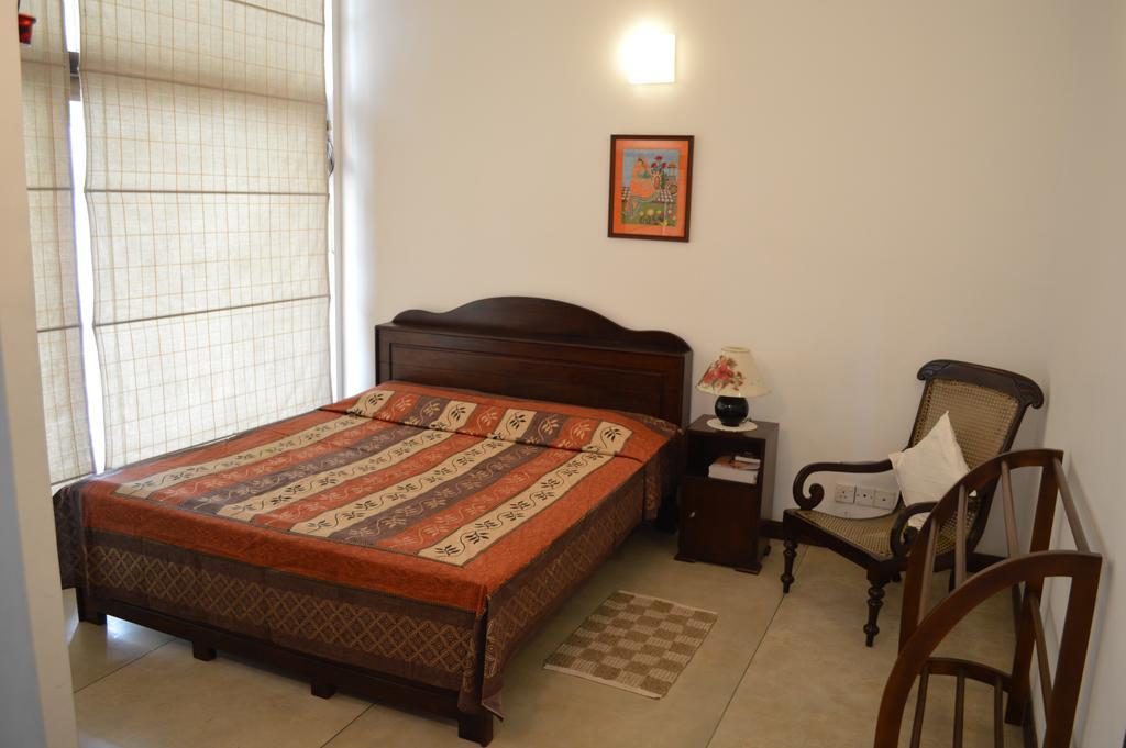 Star Class Comfort In Capital City Battaramulla Bilik gambar